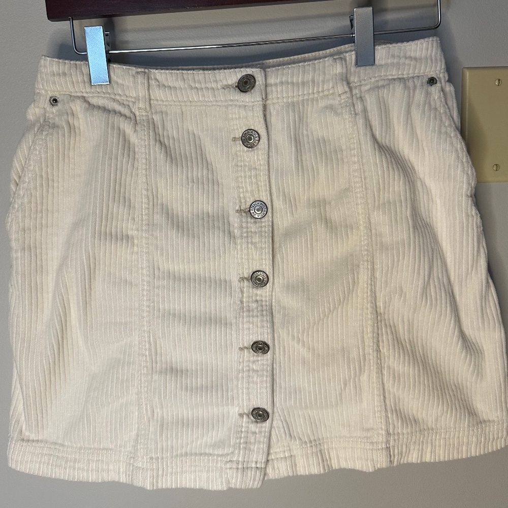 Abercrombie & Fitch Cream Corduroy Mini-Skirt Small with Silver Button Accents
